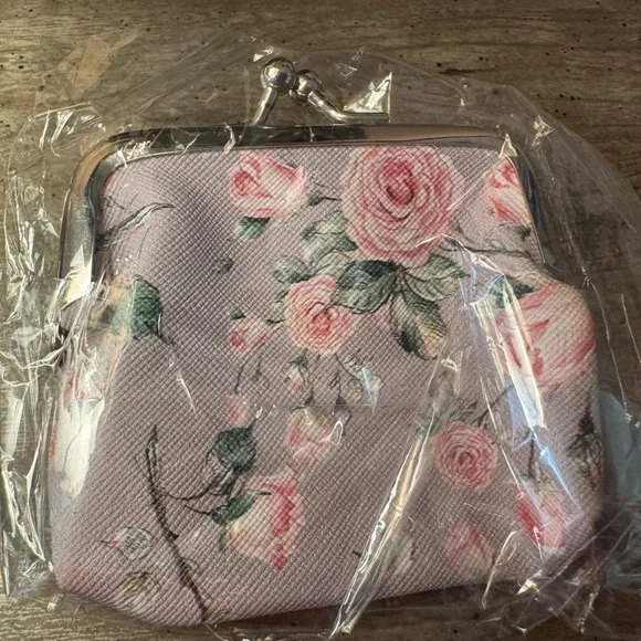 Purple Floral Kiss Lock Coin Purse - Picture 2 of 3